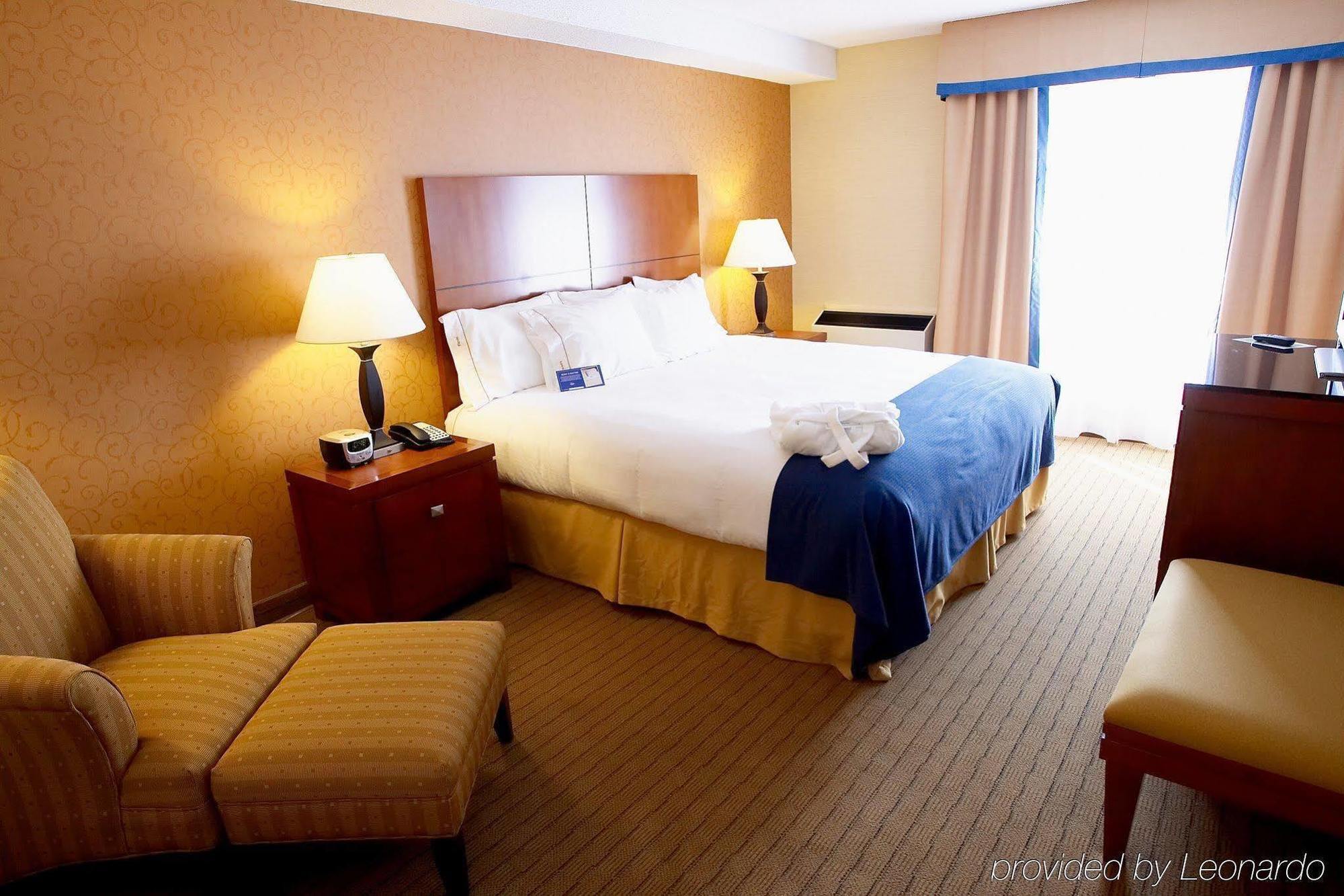 Sandman & Downtown Hotel